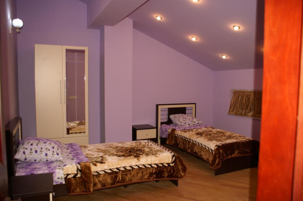 Europa+T Hotel Tbilisi Cameră foto
