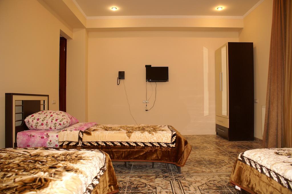 Europa+T Hotel Tbilisi Cameră foto